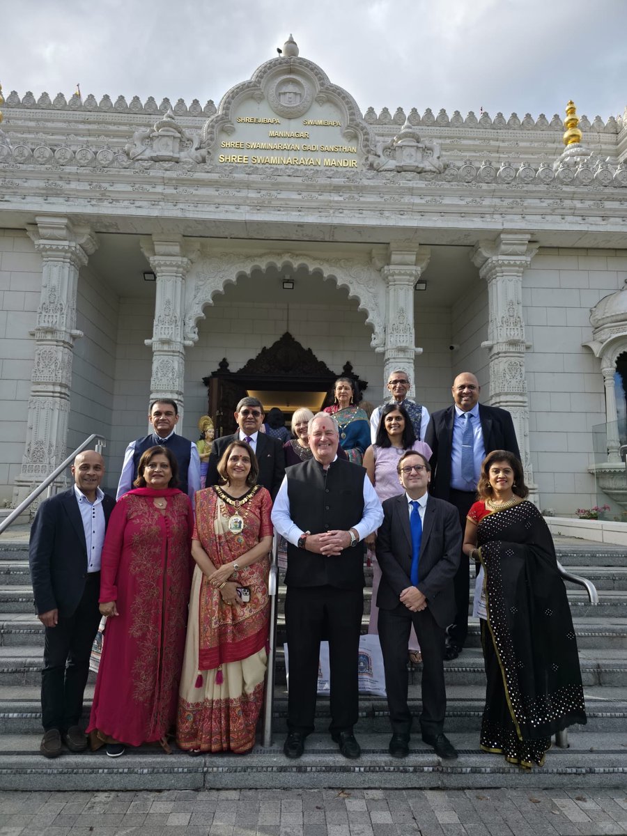 priteshpatel00's tweet image. A beautiful day celebrating the Hindu New Year, visiting 12 Mandir&apos;s across Harrow and beyond for Darshan. Some highlights of the day with The Mayor of Harrow, Cllr Anjana Patel, Member of Parliament for Harrow East, Bob Blackman, Cllr colleagues &amp;amp; family. Nutan Varsh Abhinandan.