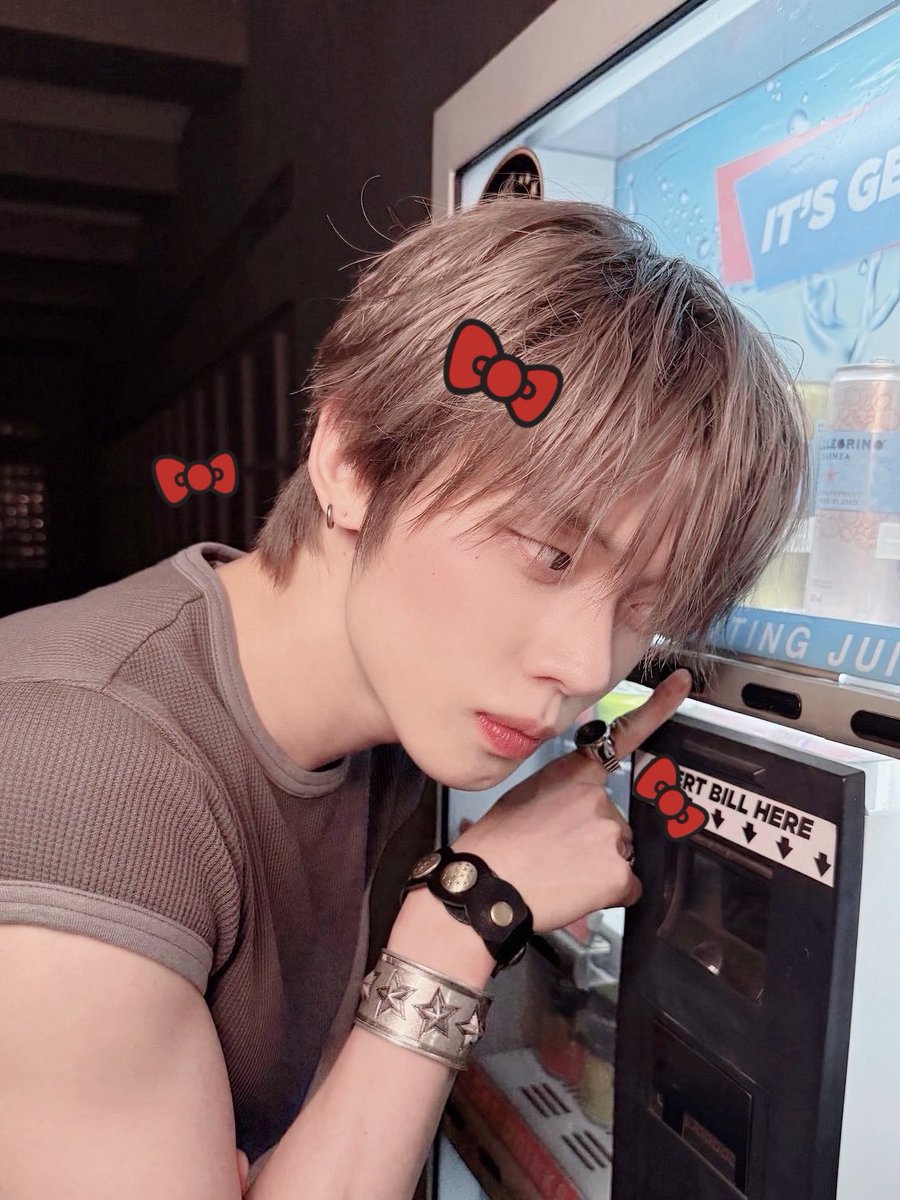 kittyyjunnie's tweet image. 🐱♥️💬