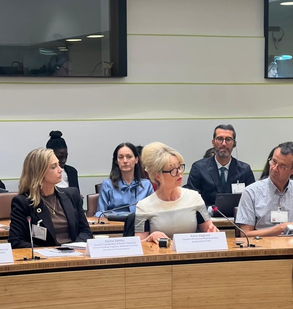 SchoolMeals_'s tweet image. #Sweden 🇸🇪: Karin Höglund, Permanent Representative designated to FAO, highlighted that investing in #SchoolMeals pays off with tangible returns for health, education and local economies.

🎙️ “School meals are not just about feeding children. They are a proven, powerful and