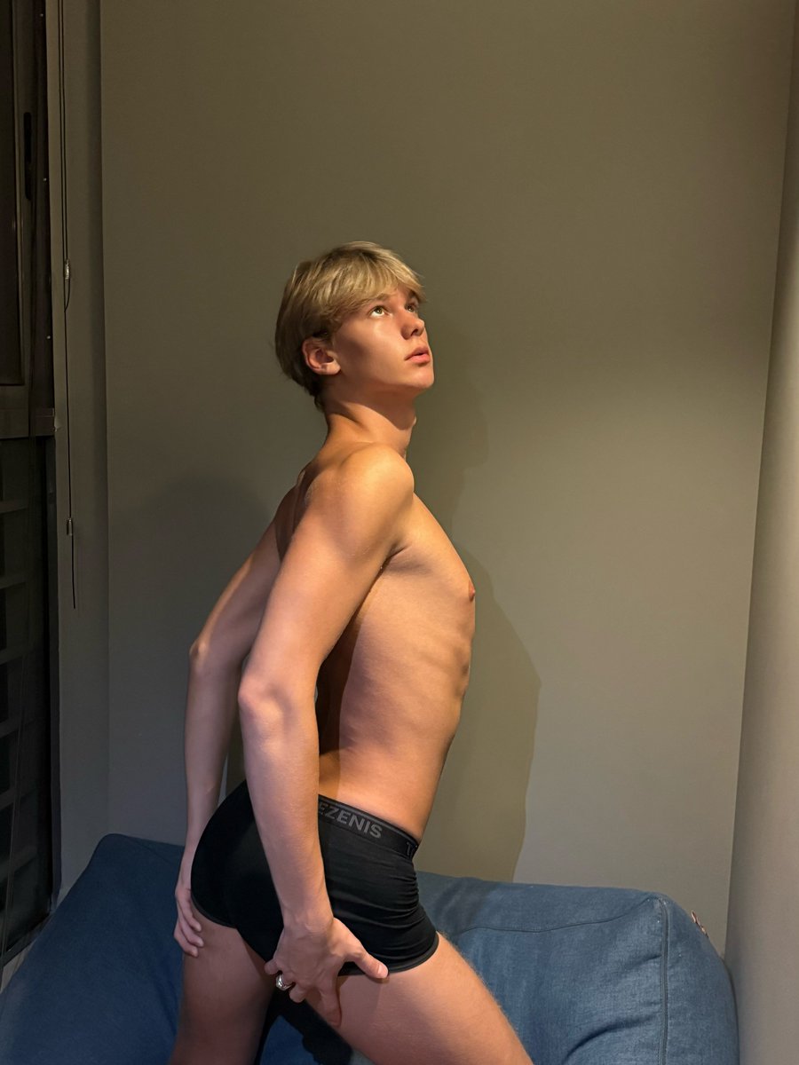 prepared for an intense mattress scene 💘