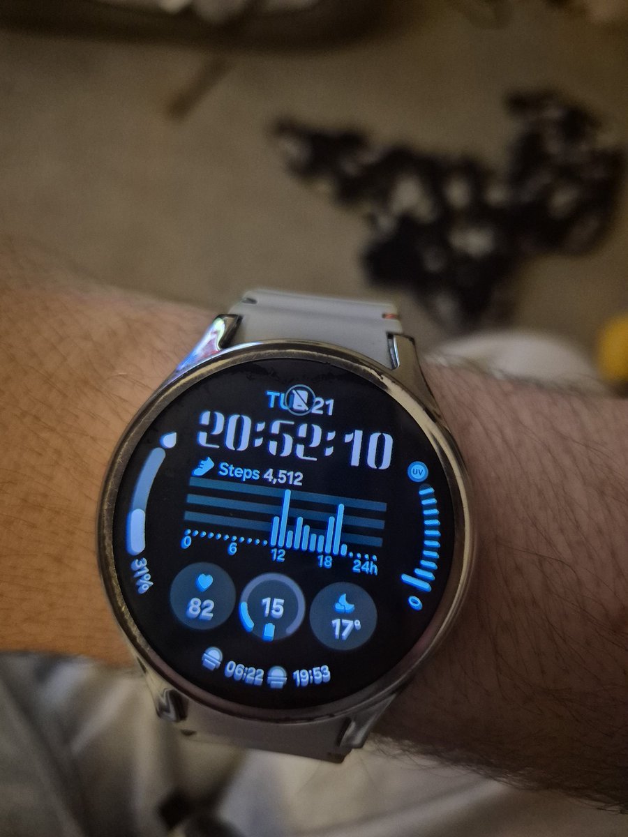 Cliffs on the web tweet media