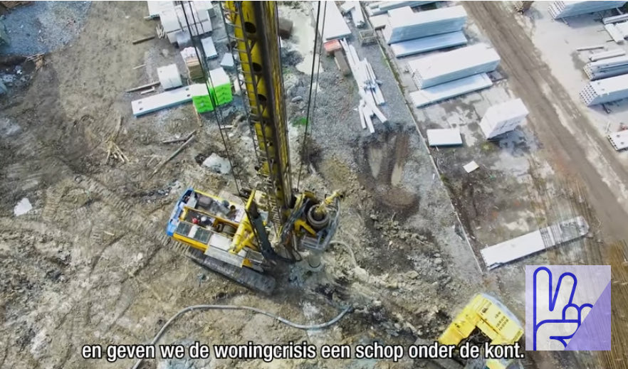 Dus dit is het niveau van de club van Klaas Dijkhoff die een antipopulismeclubje is begonnen met uitlegfilmpjes over populisten die je herkent aan dat ze simpele oplossing bieden. “Als we samenwerken dan steken we een schop in de grond en geven we de woningcrisis een schop onder