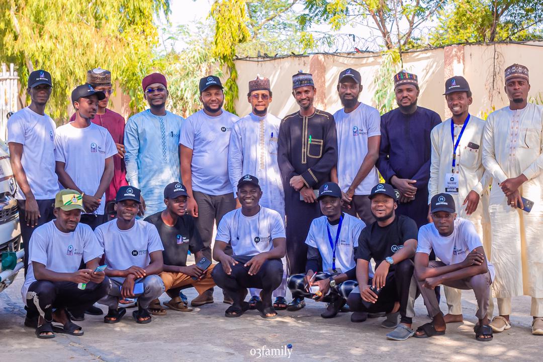 devabdullmajeed's tweet image. GM Everyone 🤗 - @Hedera_Hacks

Can I Get GM 🥺  - @sihaadc 🤝 - @Kaminovalabs

- @GiveRep