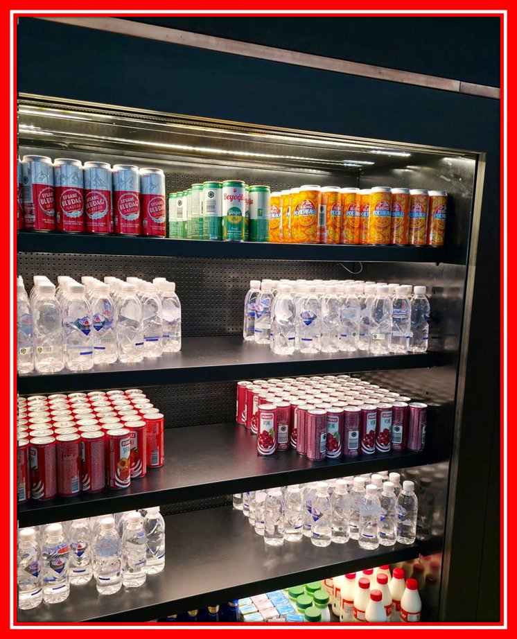 Tebrikler THY
Yer: İstanbul Havalimanı
Türk Hava Yolları Lounge alanında boykot markaları kaldırıldı, yerlerine yerli ve milli alternatifler eklendi.