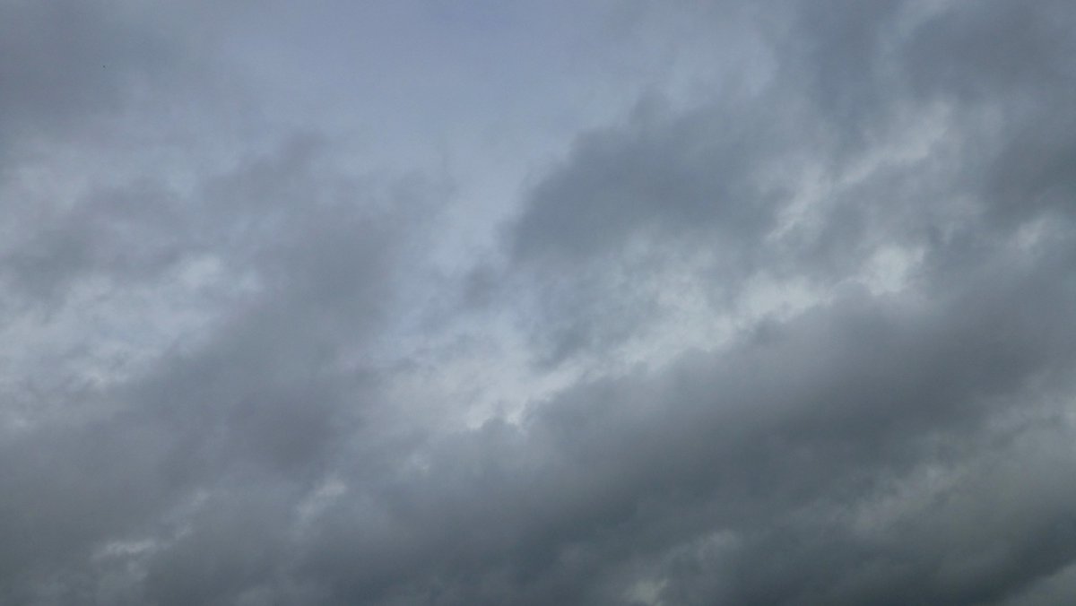 TRIERERUMSCHAU's tweet image. Für heute melden alle #Wetterdienste und alle Presseinformationen dasselbe: #Warnung vor dem #Sturmtief #JOSHUA – auch für #Trier und die Höhenlagen um Trier. Im Tal sind #Böen bis 80 km/h zu erwarten (ab etwa 13 Uhr soll es spürbar losgehen), in den Höhenlagen bis zu 100 km/h.…