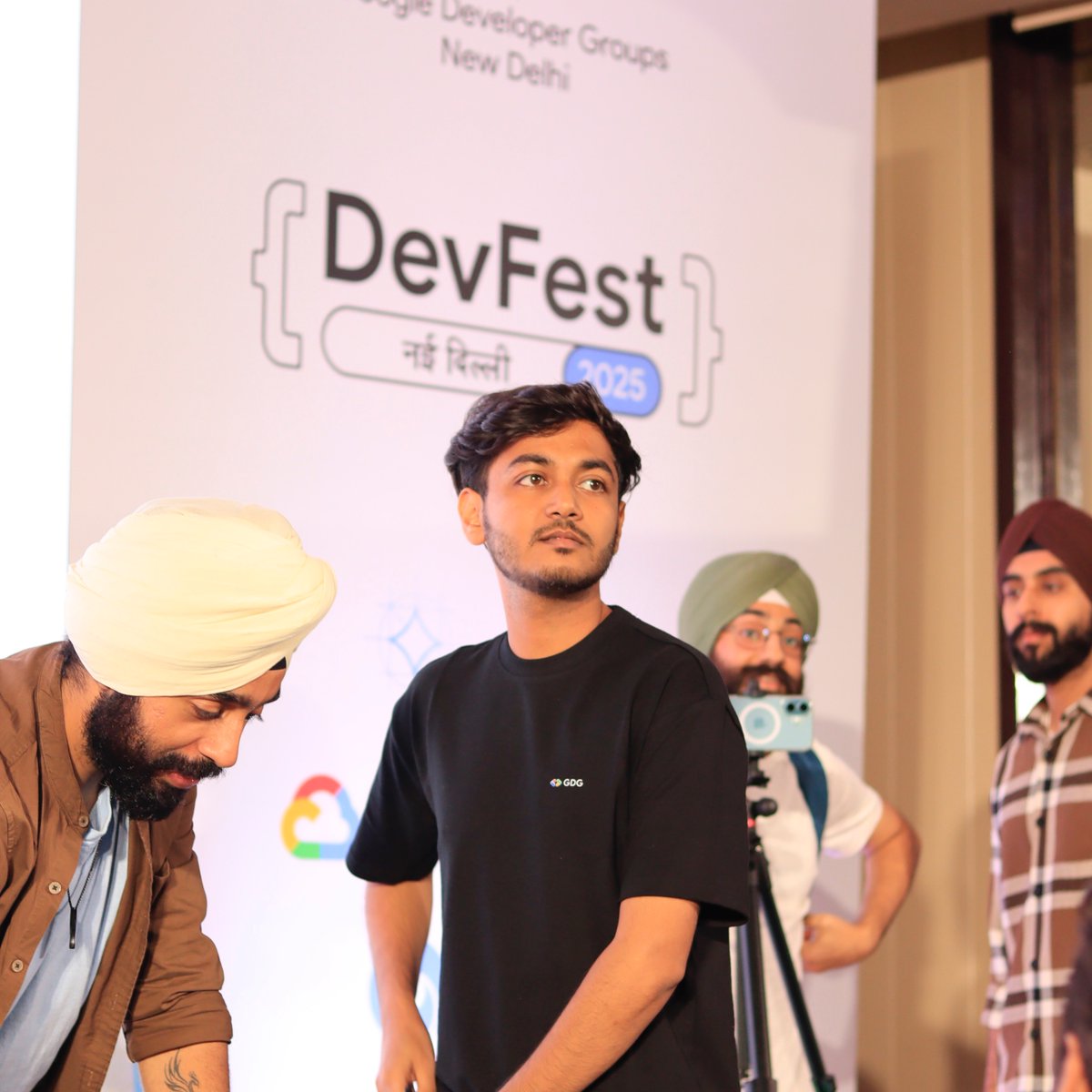 abdullah1shahid's tweet image. Moments from DevFest New Delhi 2025
Grateful to be part of the energy, ideas, and community that make this event truly unforgettable.
#DevFest2025 #GDGNewDelhi