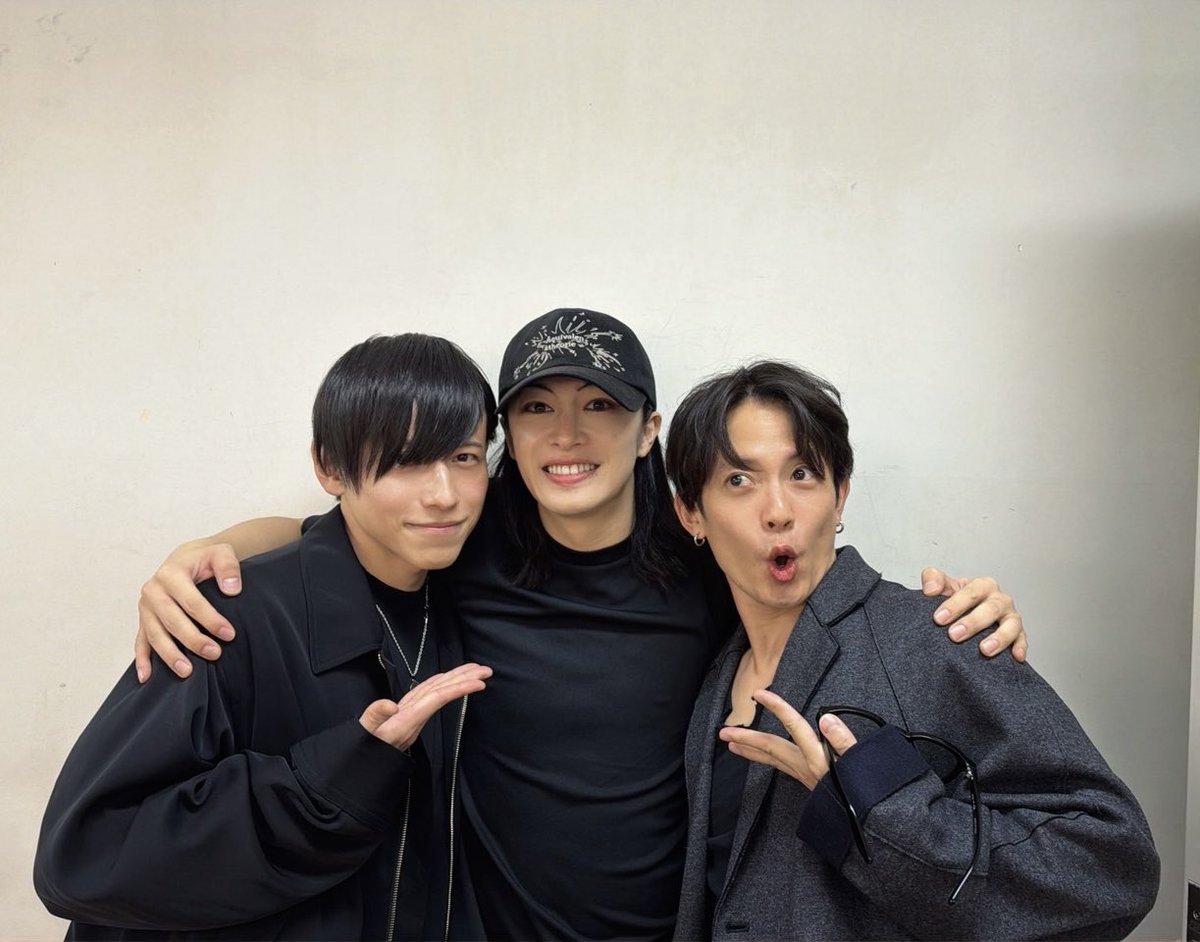 そして今回は龍人とともに大谷氏を見届けてきましたっ✌🏻

第13弾のスリーショット📸
エモですねぇ👏🏻

#忍ミュ