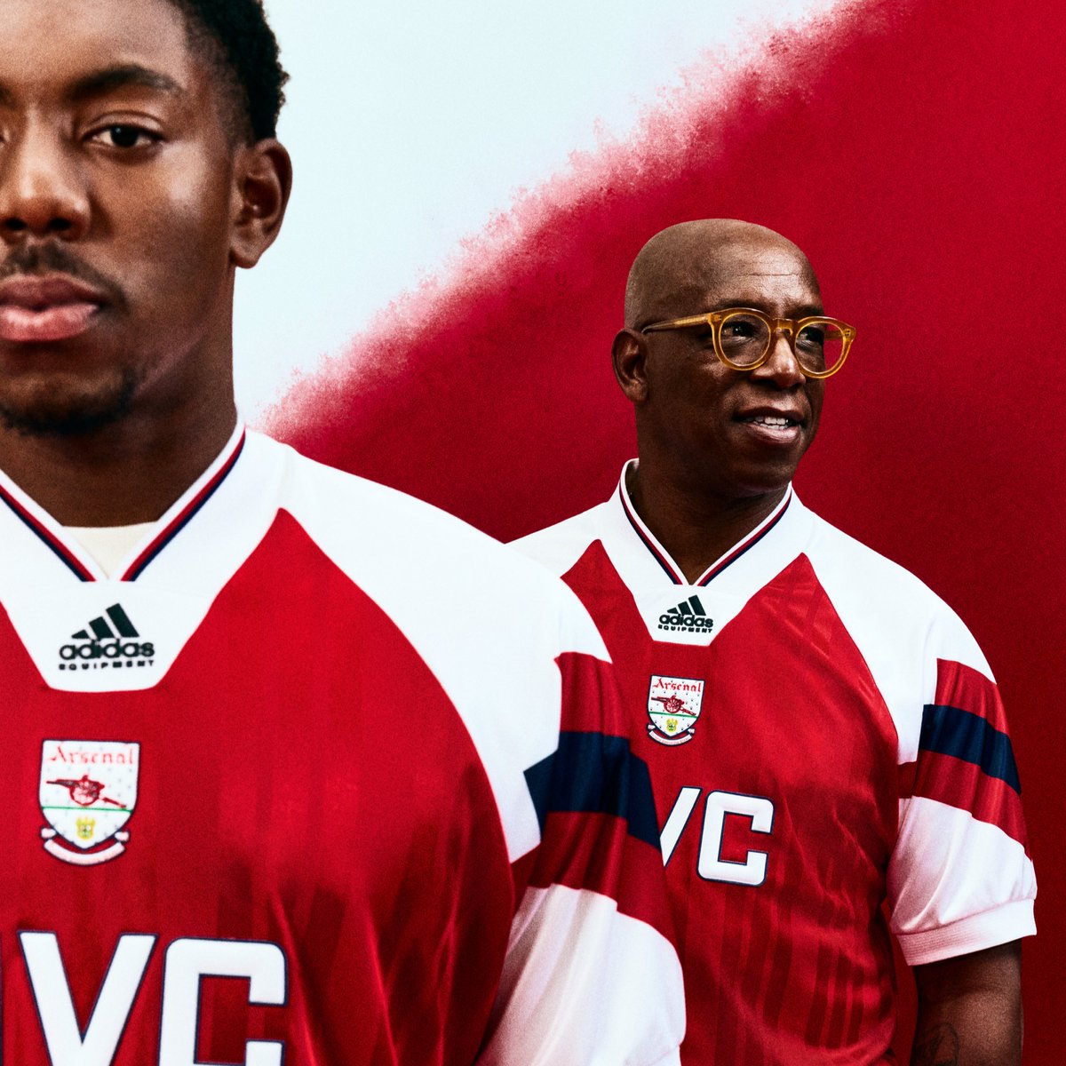 adidasが92-94の復刻ユニフォームを発売しました！
＃アーセナル

(🖼️：<a href="/adidasfootball/">adidas Football</a> )