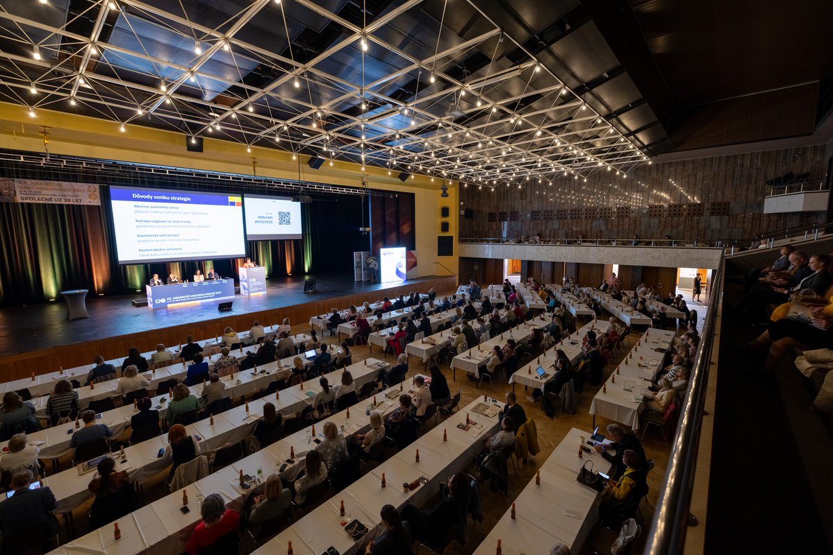 GUARANT (@guarantint) on Twitter photo 💉 Hradec Vaccinology Days 2025
For three days, Hradec became the heart of the vaccinology community 🌍 Experts shared insights, debated the future of immunisation & celebrated with a book launch, concert, city run & gala at Karlova Koruna Castle. 🏰 #Vaccinology #HVD2025 💉 Hradec Vaccinology Days 2025
For three days, Hradec became the heart of the vaccinology community 🌍 Experts shared insights, debated the future of immunisation & celebrated with a book launch, concert, city run & gala at Karlova Koruna Castle. 🏰 #Vaccinology #HVD2025