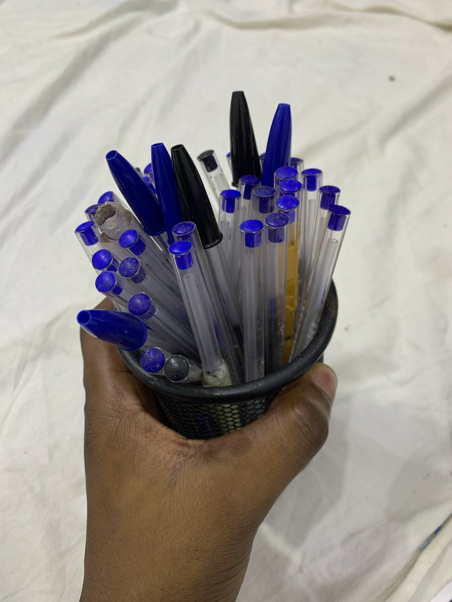 Muntu_Mufuki's tweet image. Dear algorithm, art is for everyone.
Welcome to you who came across my art. 🤝🏾☀️