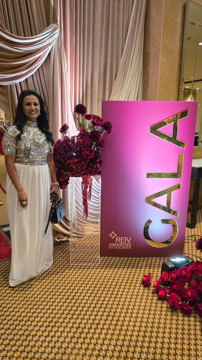 gabeysena's tweet photo. @carlsl @davidtweeet Blessed Thursday to all #CMB #ZRH It's #REIVAwards night @CrownResorts #MEL #TeamEngine https://t.co/toHOPTC2SX
