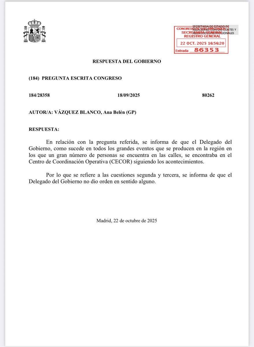 anadebande's tweet image. #Ultimahora el Gobierno reconoce que si estuvo el Delegado del Gobierno de Madrid en el CECOR el día que dieron orden de suspender la última etapa de la Vuelta.
En cambio, contradice a los policías y dice que no fue quien ordenó la suspensión. Y ocultan quien dio la orden del…