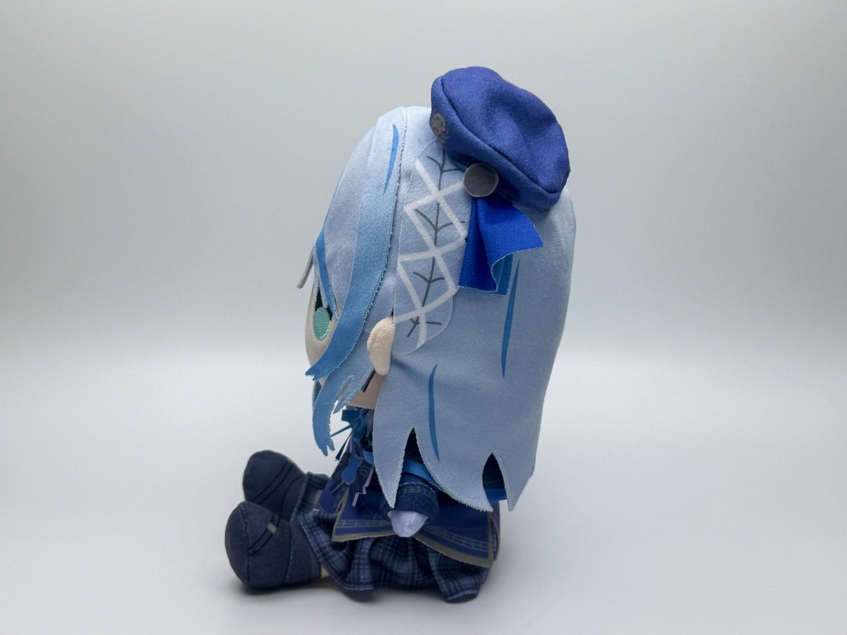 ⸝⋆⸝⋆

　雨海ルカ2025お誕生日グッズ
　　　　　　　　　　　　　　　⸝⋆⸝⋆✰

ぬいのサンプル撮ってみたよ！みてみて！めちょかわ🥰💙

残りわずかのフルセットでは直筆サインも！よろちゃんだよ！

👇グッズ販売ページ
booth.pm/ja/items/75024…