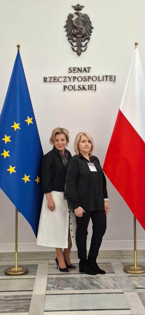 knszzad's tweet photo. Dziś Przewodnicząca Beata Borecka i Wiceprzewodn. Sabina Jawoszek-Legieć biorą udział w organizowanej pod egidą Senackiego Zespołu ds. Zrównoważonego Rozwoju Konferencji pt. Kuratela sądowa jako konieczny element skutecznego działania wymiaru sprawiedliwości.
Rzeczowych obrad! https://t.co/pz9zVt3D08