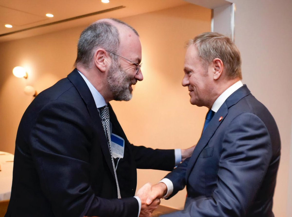 ManfredWeber's tweet image. EPP unity.
Together for a safer Europe.
Together against Putin’s threats.
Together defending our European way of life. #EPPSummit