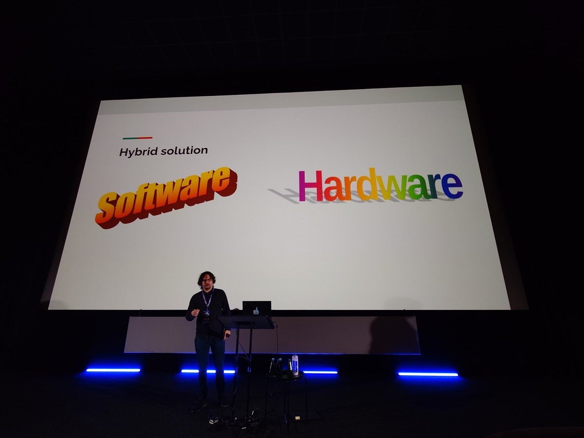 r00tkitten's tweet image. amazing presentation #codedive