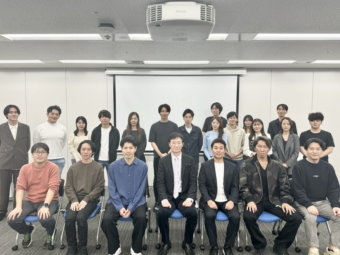 【SBCプロフェッショナル研究会】
今回は、眼瞼形成で有名な“よだ形成外科クリニック”の依田拓之院長にお願いしました。
眼瞼形成におけるオペの基礎から修正例まで幅広くご講義頂きました。

懇親会では気さくに話してくださり、楽しく有意義な時間を過ごす事ができました。
ありがとうございます❗️