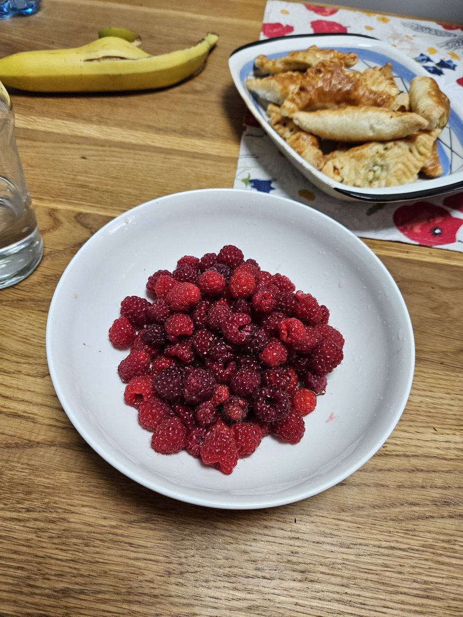 Pēdējās avenes🤭