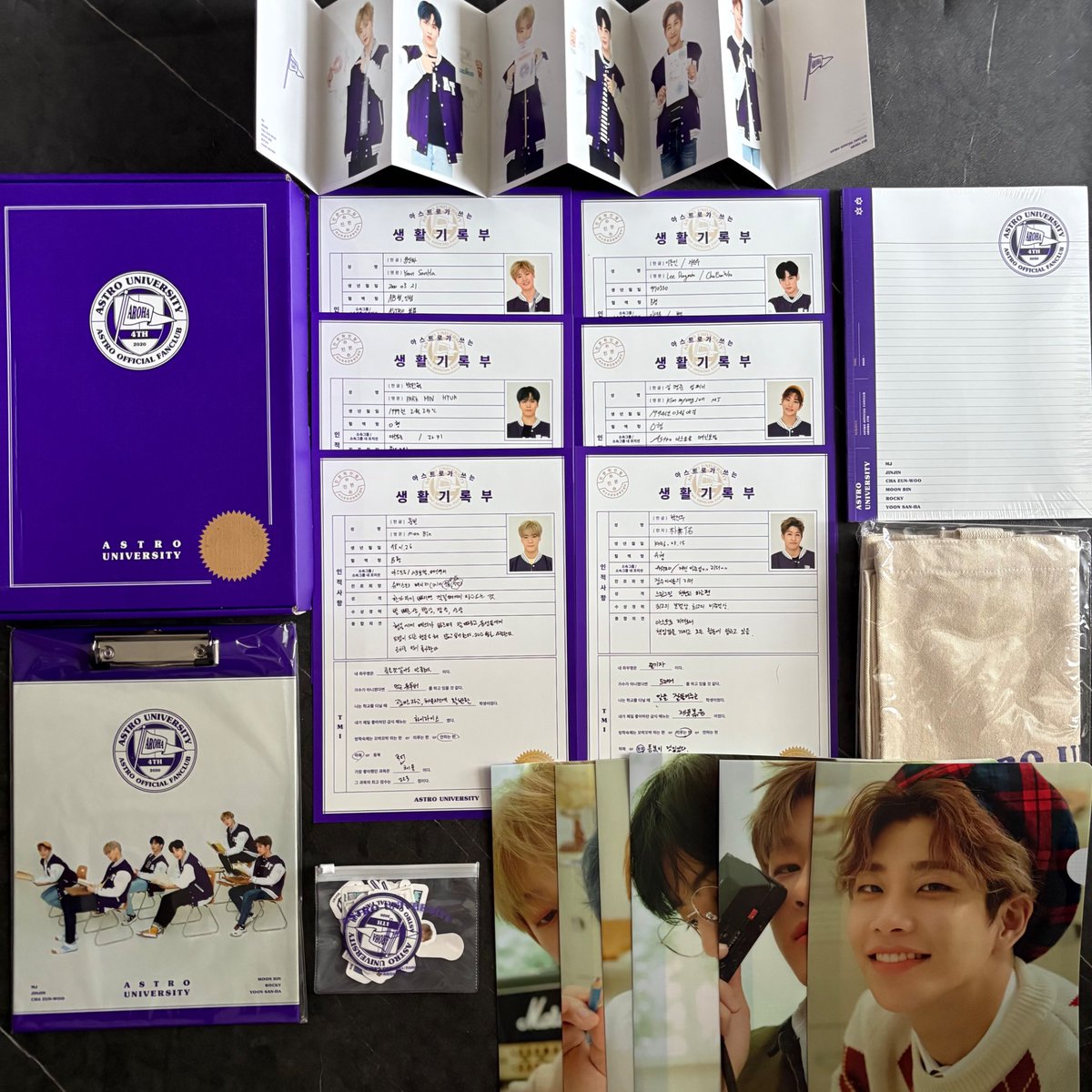 cha_dongmine's tweet photo. #아스트로 양도
Aroha 4th membership
구매문의 디엠주세요

아로하 하모
wts wtb astro https://t.co/CbtjfJMq6J