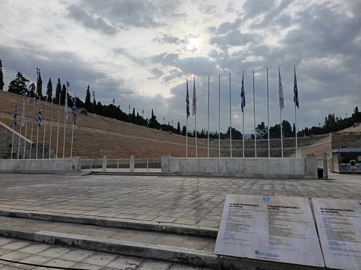 ColGDons's tweet image. Athens morning wander about.

10,000 steps done.