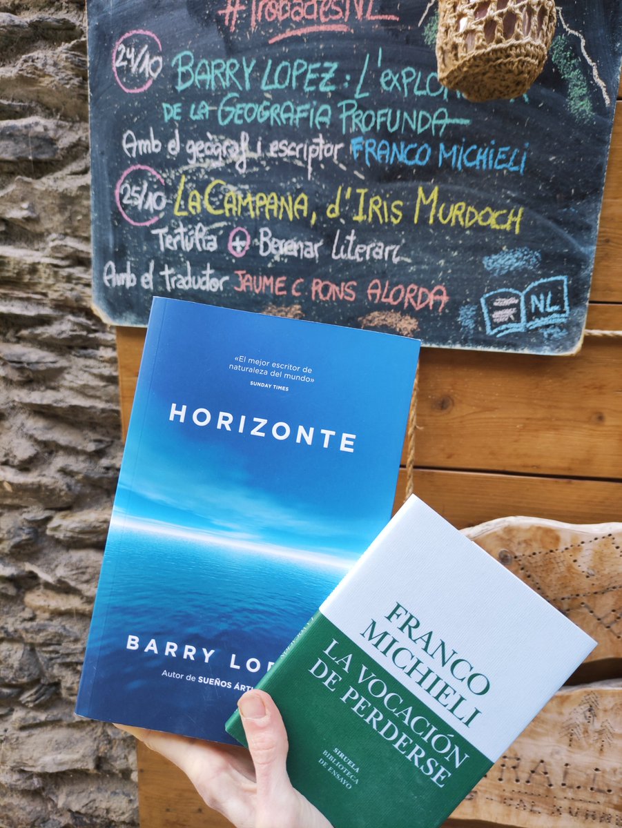 «Cuando viajo, me esfuerzo por conocer el territorio como si fuese un ser humano, con su complicada, insondable personalidad. Espero que sea él quien hable. Y espero. Y espero.»

Esperàvem amb ganes retrobar-nos amb Franco Michieli... I ha arribat el dia. Demà a #NaturaLlibres 👇