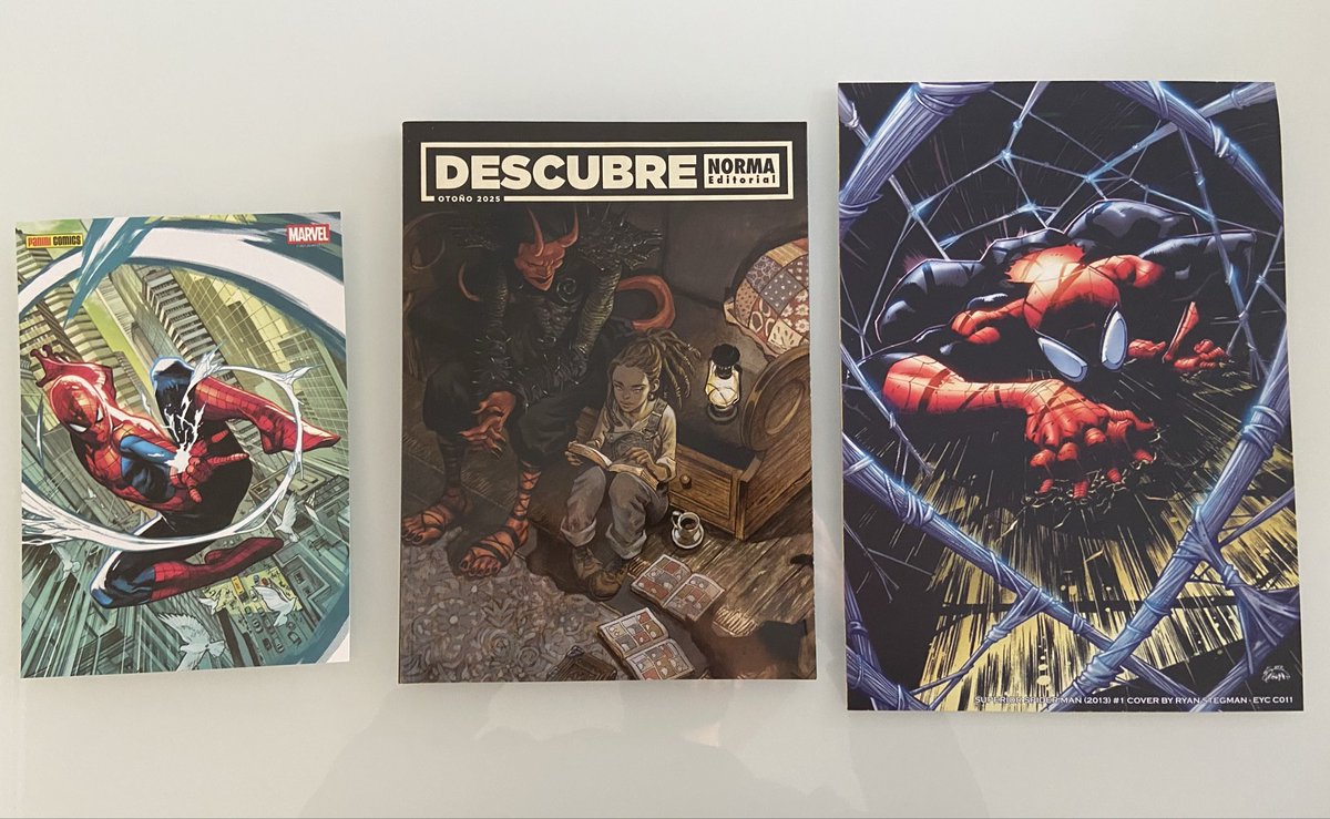 Ya me ha llegado las compras de este mes de <a href="/estatuasycomics/">Estatuas y Comics</a> 😍🤤