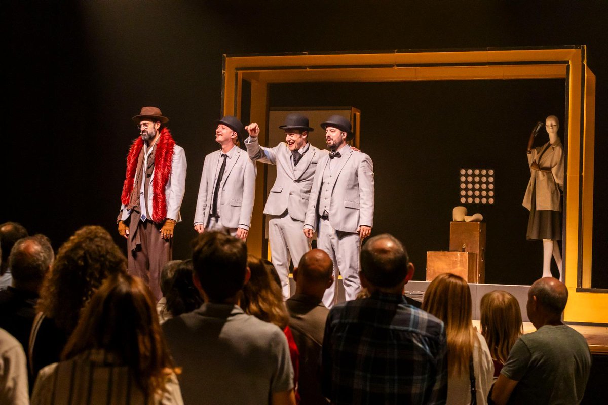 #ElFestivalEnImágenes

"Madness" la comedia musical sobre la vida en los márgenes del sistema presentado por Yllana y Prímital Brothers.