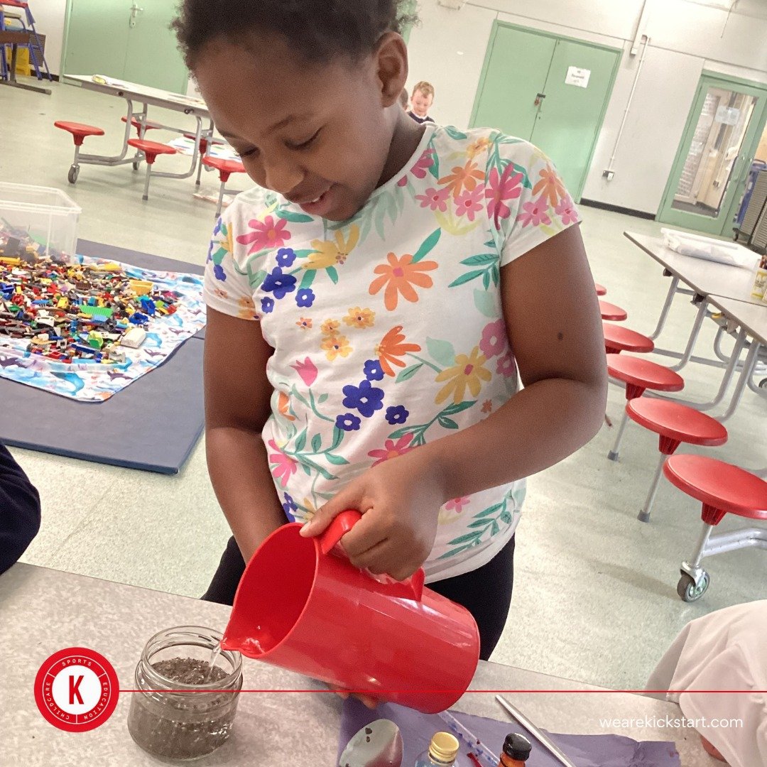 wearekickstart's tweet image. 🎃 Spooky Science at Waterloo Primary! 👻
Our students mixed up chia seed slime for today’s spooky movie night! 🧪💧
We learned how chia seeds soak up water and grow jelly jackets — ready for some slimy fun tomorrow! 💚🎥
#SpookyScience #WaterlooPrimary #SpookySeason #Kickstart