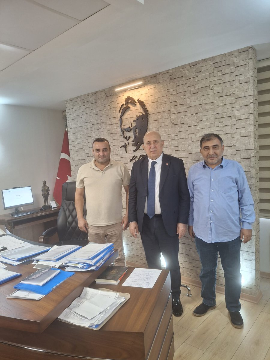 📍Adana Aski Genel Müdürlüğü

 Genel müdürümüz saygı değer Mansur Aladağ'ı kıymetli Mehmet Aladağ ile birlikte makamında ziyaret ettik.