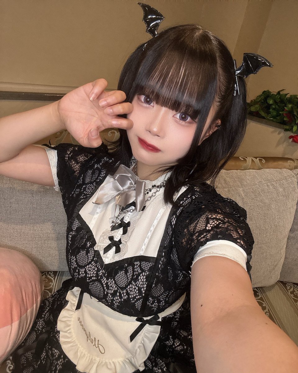 Kanade_glimore's tweet image. ろぐいーん❕

お店の衣装久々！！
今日はハーフツイン小悪魔(⃔ *`꒳´ * )⃕↝

ビジュいい気がしてるので、会いに来てー❕

来店・遠隔待ってます✨️