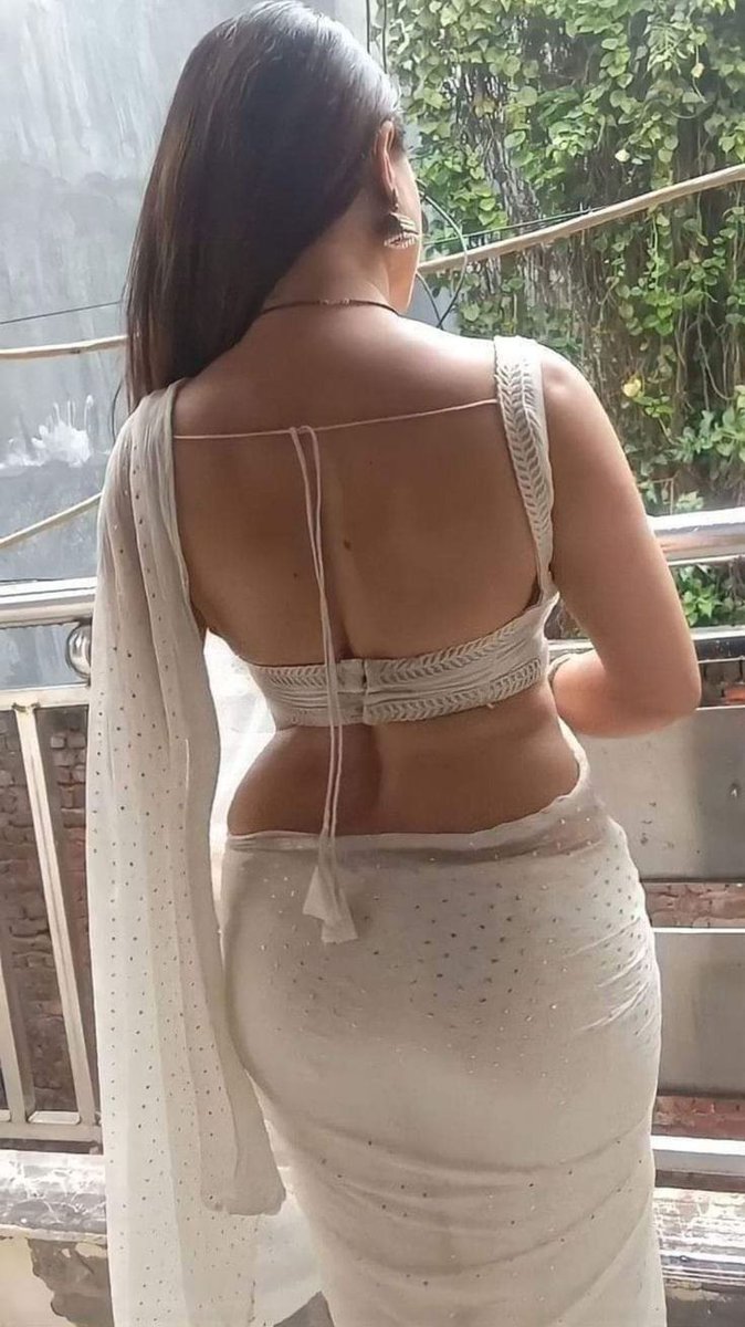 G37v0JOXoAAyAya?format=jpg&name=medium