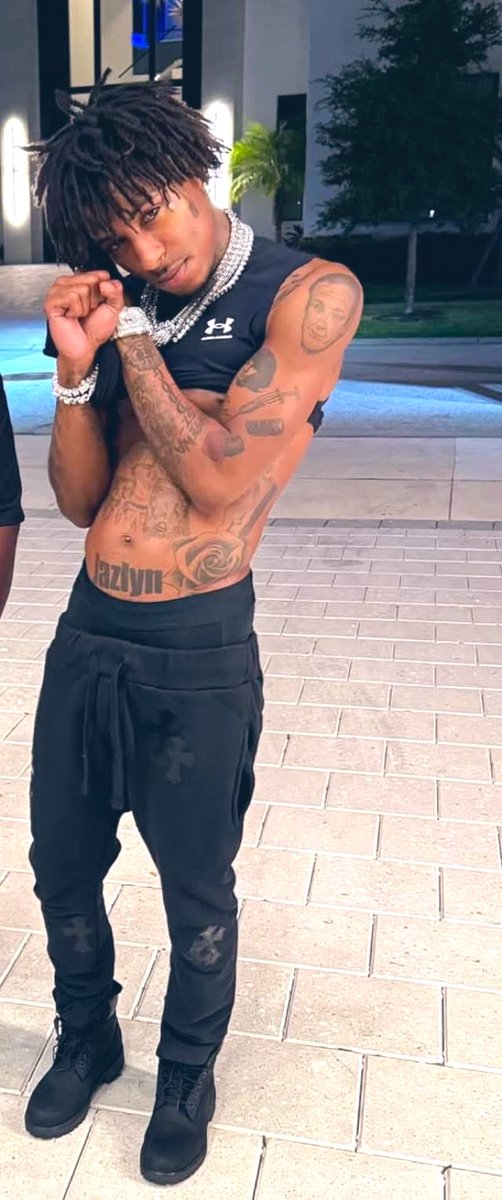 ᴇꜱᴋᴏ 🧨🔫 tweet media