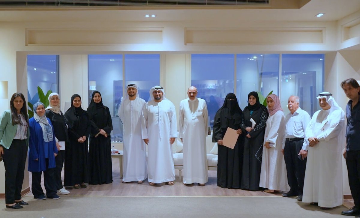 🖋️
.
.

 “شعراء الحيرة بين الأدب واللغة” جلسة أدبية نظمها اتحاد كتّاب وأدباء الإمارات

albodalmaftooh.com/2025/10/23/276…