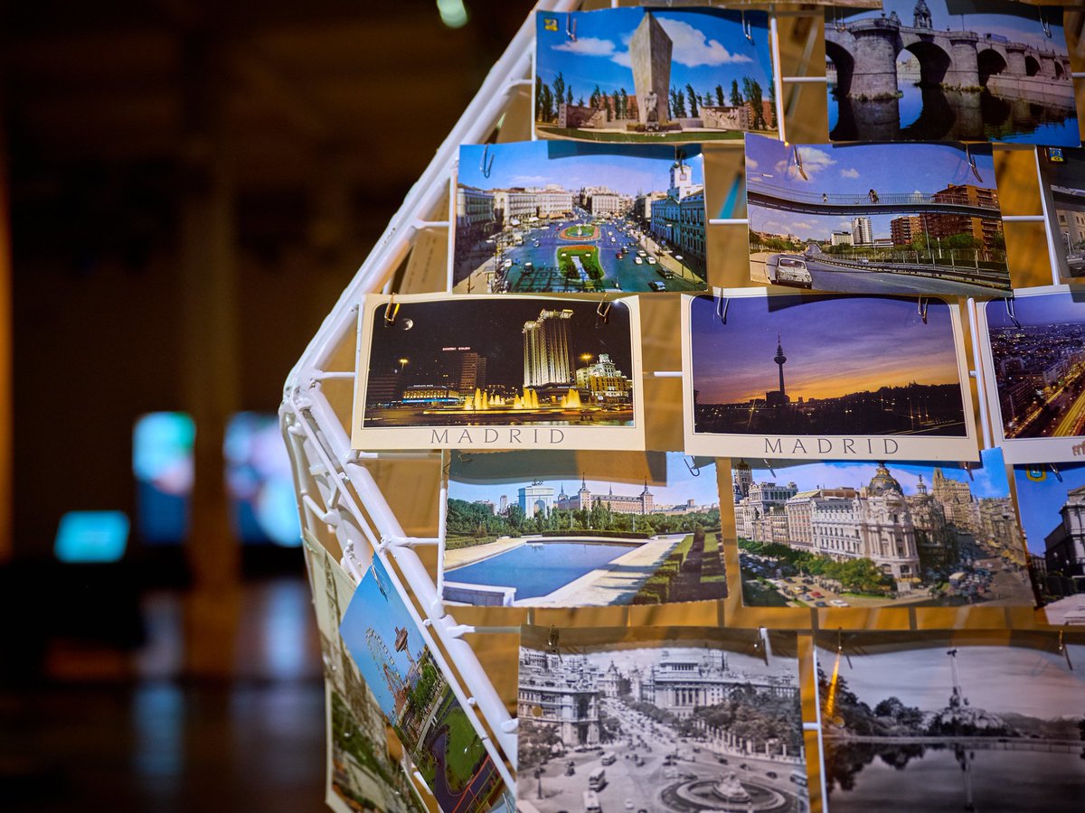 🔙 La semana pasada <a href="/intermediae/">intermediae</a> acogió la presentación del proyecto 𝗱𝗶𝗿𝗱𝗮𝗠 / 𝗥𝗲𝗳𝗹𝗲𝘅𝗶𝗼𝗻𝗲𝘀 𝘀𝗼𝗯𝗿𝗲 𝗠𝗮𝗱𝗿𝗶𝗱. Tres jornadas impulsadas por <a href="/desdevic/">VIC</a>, en las que se analizó el impacto del turismo en nuestra ciudad🔽
intermediae.es/agenda/dirdam-…

📷Fernando Tribiño