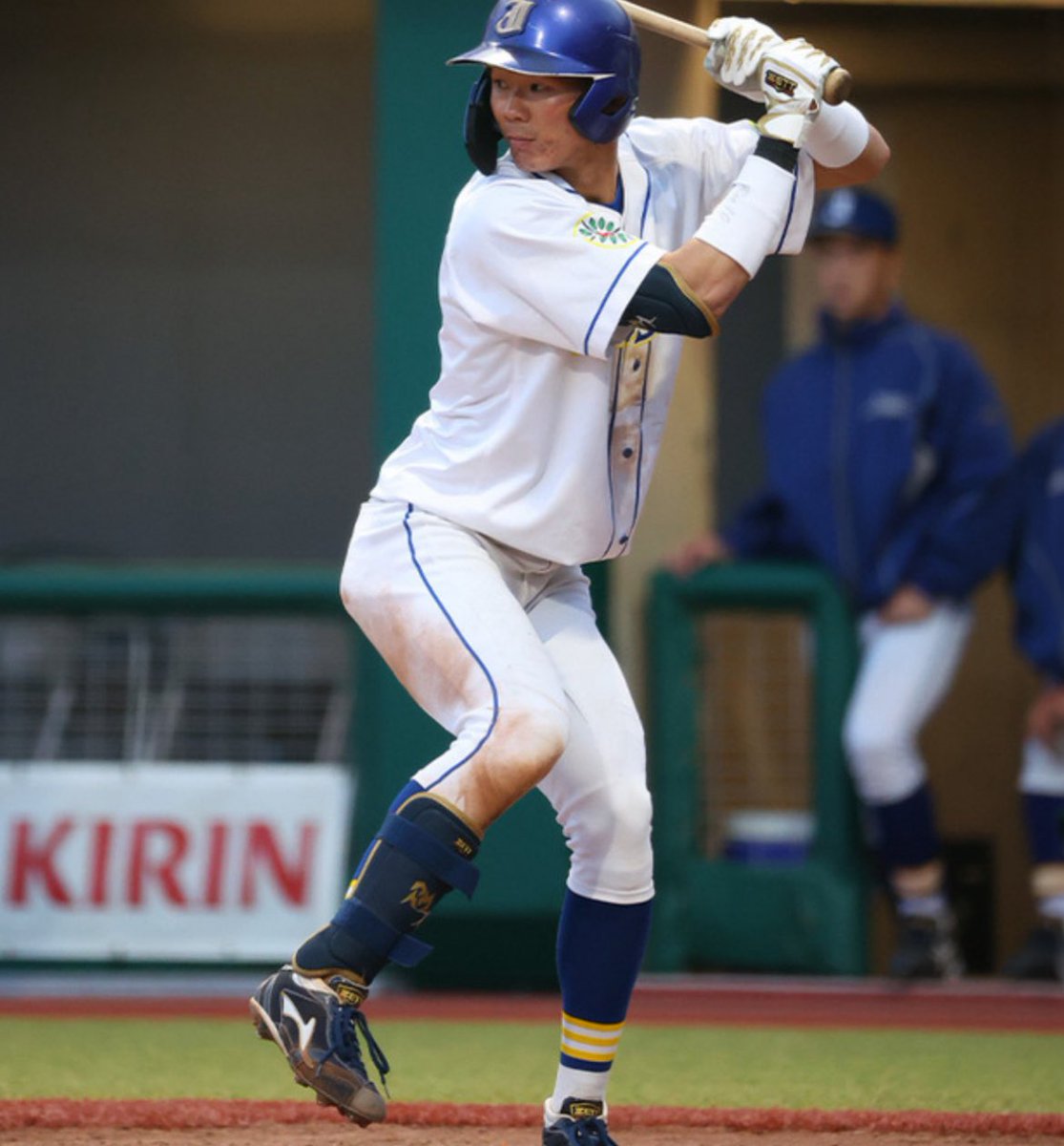 【ドラフト】ヤクルト・2位 松川玲央(城西大) 攻守で魅了するスピードスター／プロ野球ドラフト会議(週刊ベースボールONLINE)

城西大では1年秋に二部で首位打者となり、昨秋まで5季連続(一部では3季連続)でベストナイン。2年冬、3年夏、冬と侍ジャパン大学代表候補合宿に参加している。