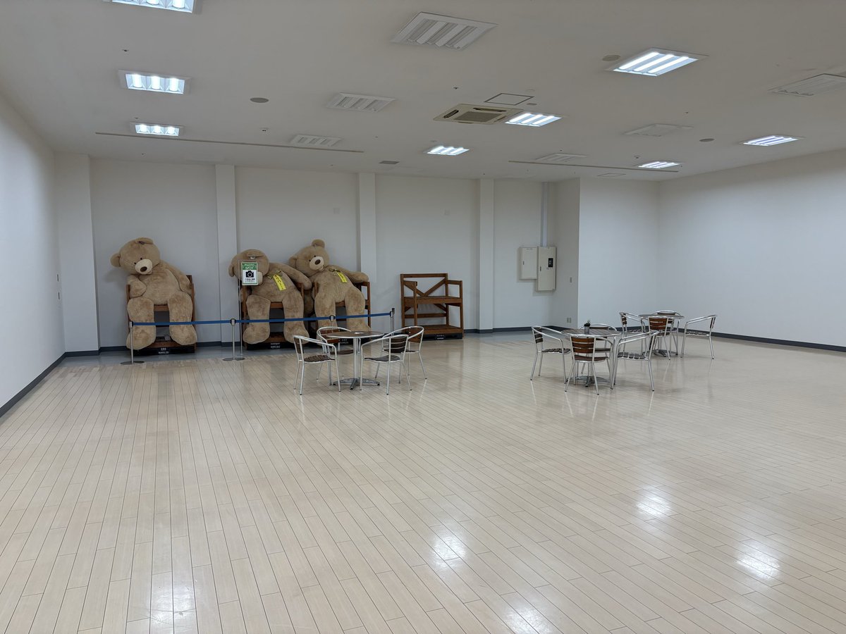 LaviverRS's tweet image. 夢に出てきそうな空間あった