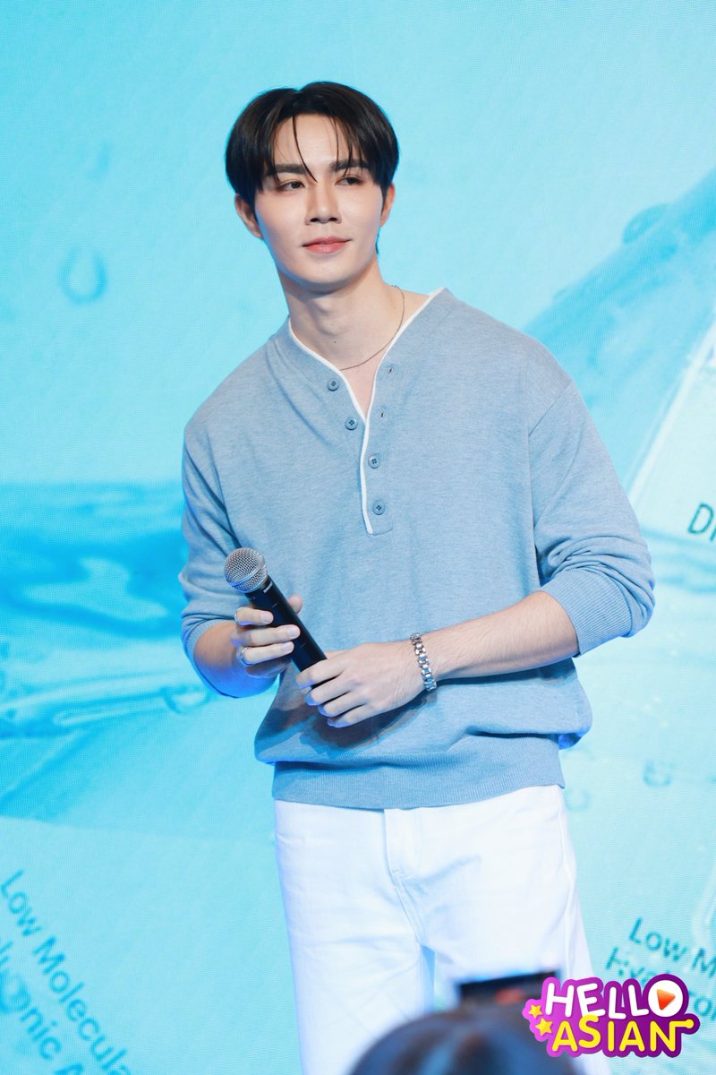คนอกหักที่หล่อที่สุดในเซนลาดเลยย

ZEE WITH TORRIDEN 
#ZeePruk
#TorridenxZeePruk