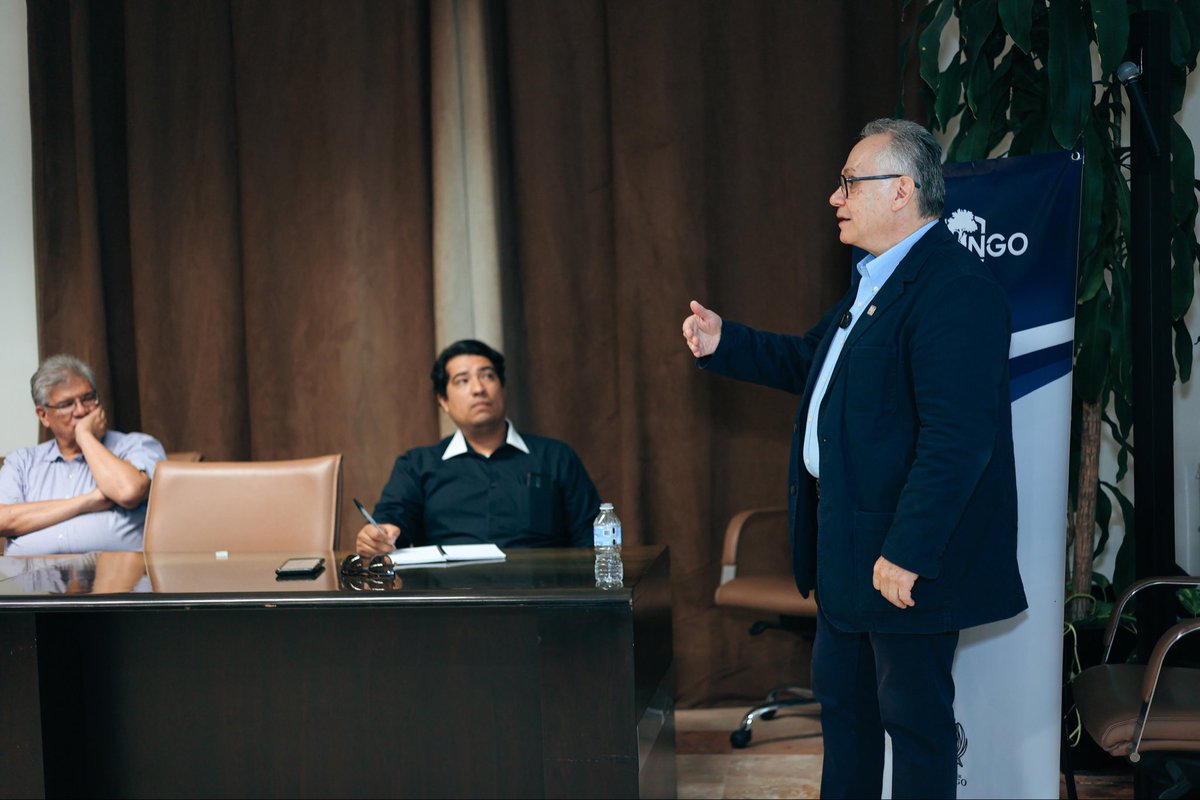 DMFEyT_Dgo's tweet image. #Agenda 🔖 Acudimos al taller “Buenas prácticas en la gestión de bienes del Patrimonio Mundial en México”, por el Director de Patrimonio Mundial, Francisco Vidargas.

⚙️Seguimos trabajando por el orgullo de pertenecer al Camino de Tierra Adentro y vivir nuestra ciudad patrimonio.