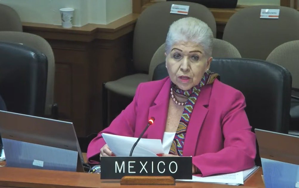 MisionMexOEA's tweet photo. Con motivo del Día Internacional de las
Personas de Edad, en @CP_OEA, 🇲🇽 expresó su compromiso con el bienestar de este grupo y con la #interseccionalidad. Reconoció al @INAPAM y exhortó a ratificar la #ConvenciónInteramericana sobre la protección DDHH de las Personas Mayores. https://t.co/KQX5SS50oV