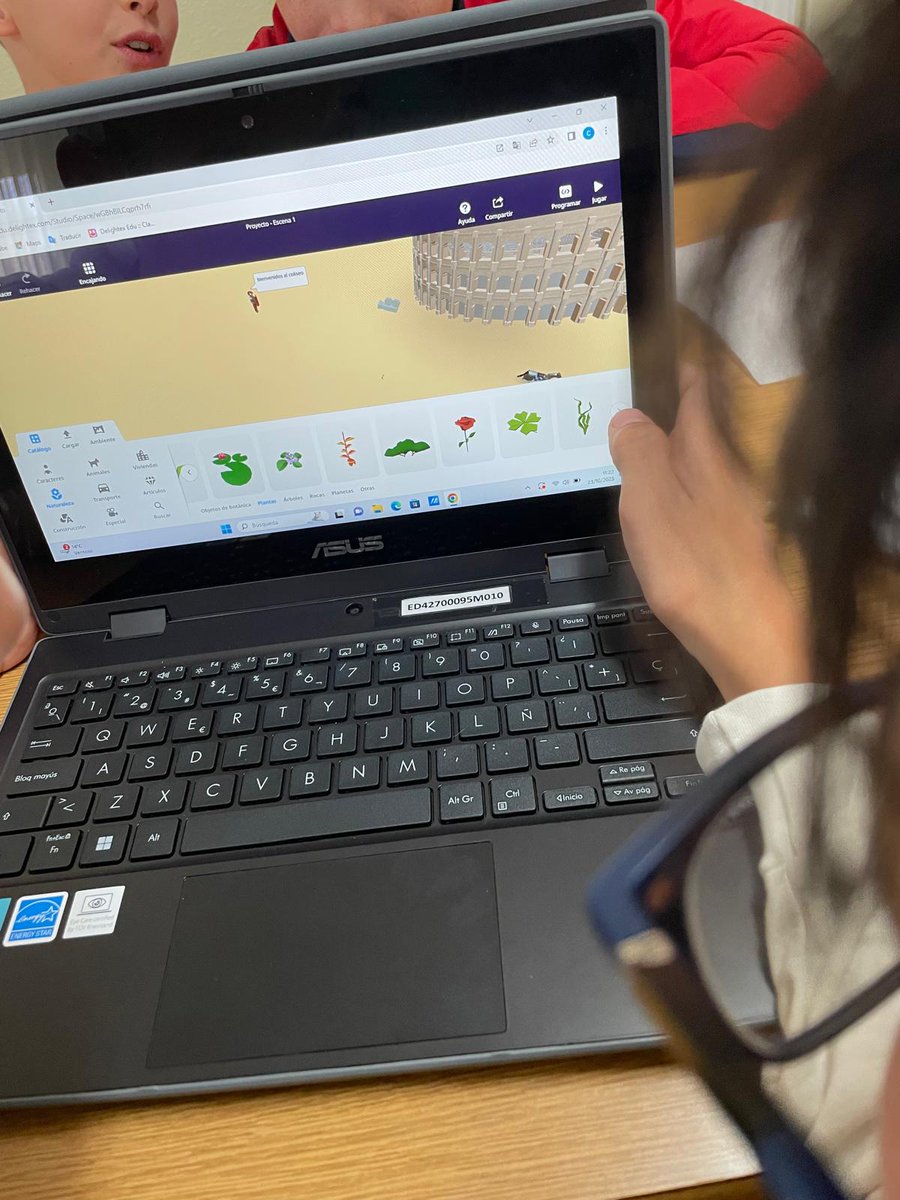 El alumnado del CEIP César Bedoya, CEIP Isabel de Castilla, CEIP Ntra Sra de la Asunción y CRA Río Eresma en el <a href="/CrieBerlanga/">Crie Berlanga</a> ha creado historias virtuales haciendo uso de la aplicación Deligthex Edu.
<a href="/educacyl/">Educación JCyL</a> <a href="/CFIEdeSoria/">CFIE de Soria</a>