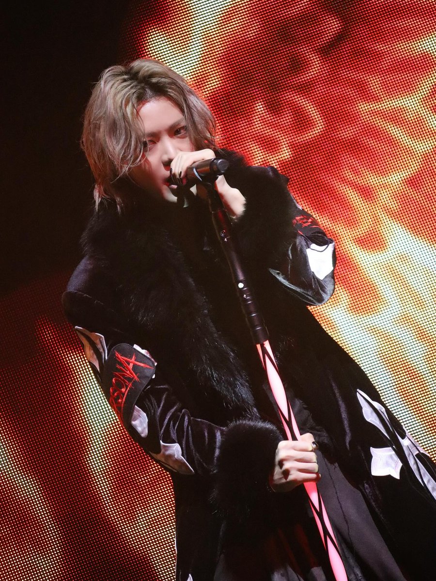 s1a0s2a6's tweet image. ✨️✨️日本が誇る世界的アーティスト✨️✨️

#YUTA 
#トークィーンズ