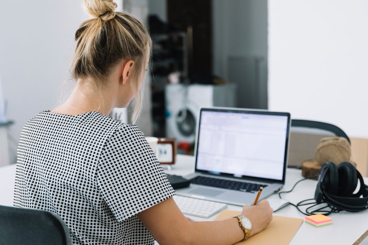 ¡No te quedes atrás! Gestiona digitalmente las medidas preventivas de tu empresa con nuestra área para clientes quironprevencion.com/es/software/de…