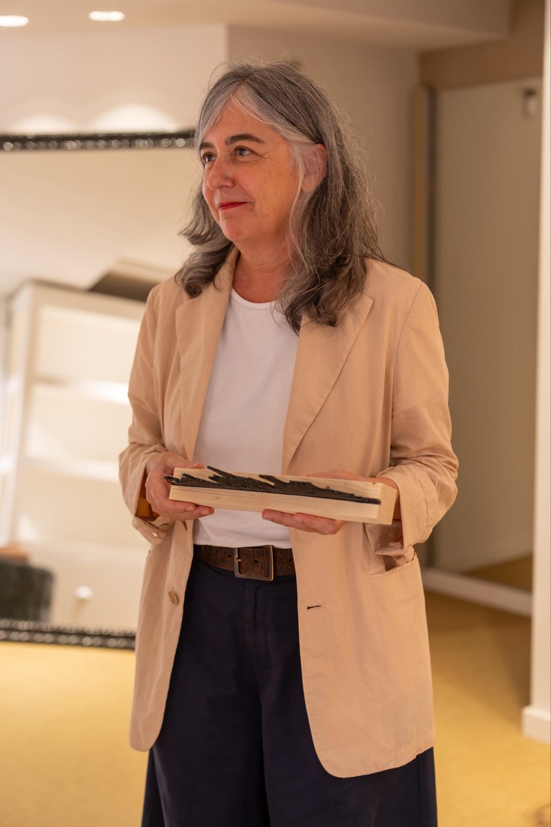 ✨ La botiga Mateo Costa tanca per jubilació després de 42 anys de dedicació al comerç local

🤝🏼 Avui l'alcalde i la regidora de Comerç li han agrait tots aquest anys de feina per un comerç de qualitat i proper al client