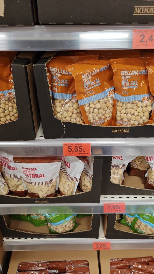 Lluis_JS's tweet image. Això no és només economia: és una qüestió de justícia i de veritat. 

Quan la informació essencial (quant costa realment el que compro) és ocultada pel disseny, la llibertat de consum és fictícia. I quan una empresa que domina el mercat utilitza aquesta opacitat per multiplicar…