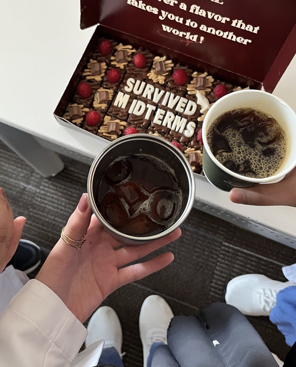 _a0a7's tweet image. آخر مد بالسمستر الاول من غير شر💙