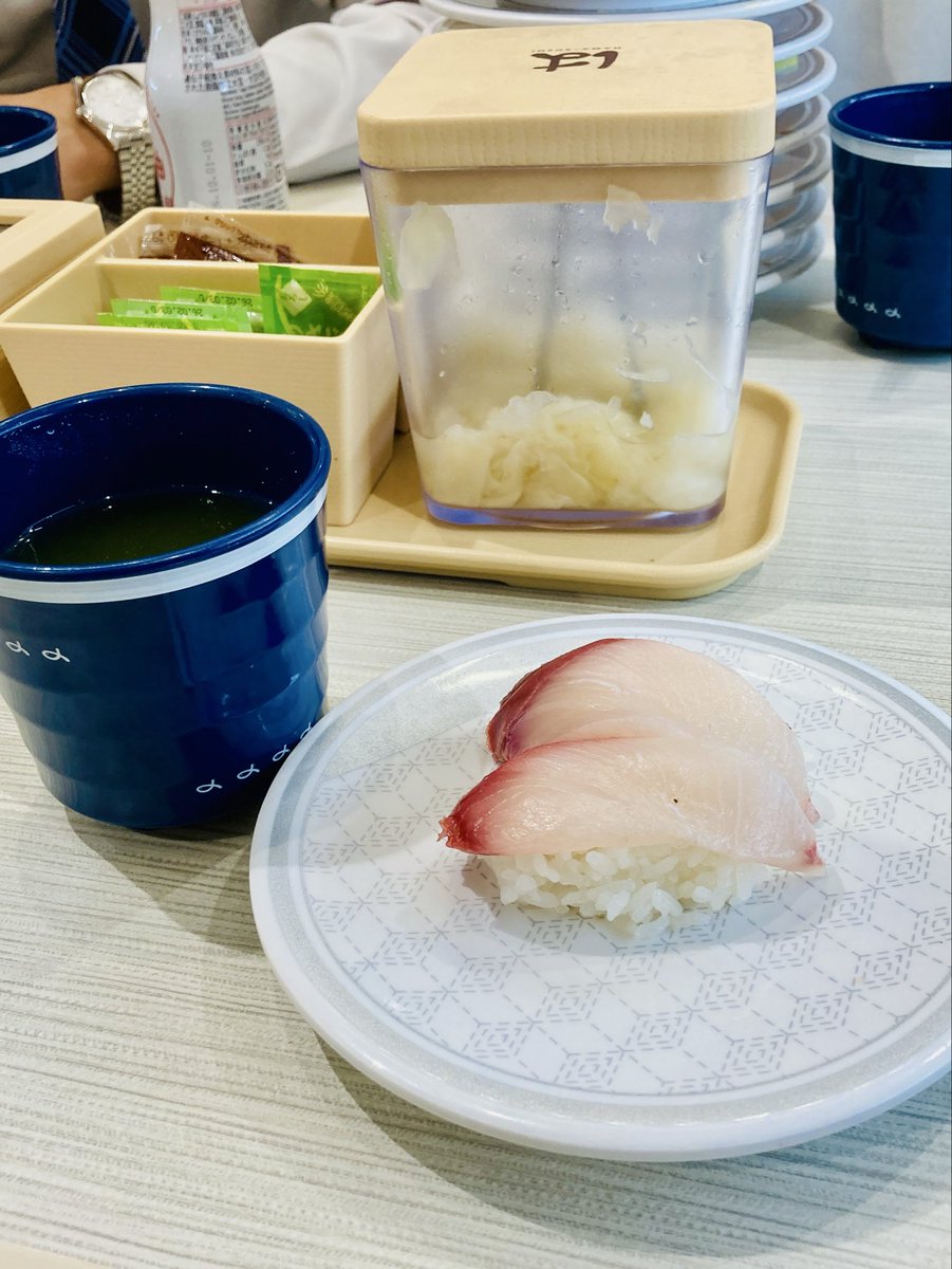 パネル制作終了後は最近浜の町にオープンした｢はま寿司｣へ行きました😋🍣

#はま寿司 
#はまい 
#長崎大学 
#漫画研究会
#長大漫研