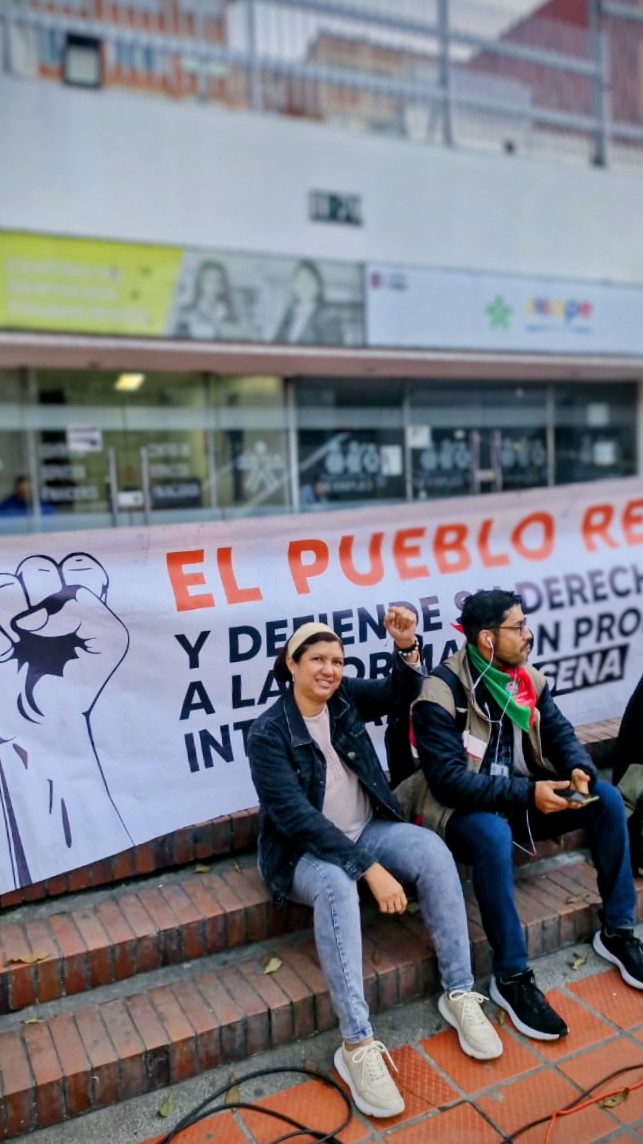 En el marco del Paro Nacional Indefinido Escalonado que adelantamos como <a href="/sindesenacol/">Sindicato del SENA</a>, en <a href="/SENAComunica/">SENA</a>; Subdirectiva ANT🤍💚 dice presente, presente, presente en cierres, movilización y plantones en centros de formación y Dirección General en Bogotá. #SiElSENAParaElSENAAvanza
