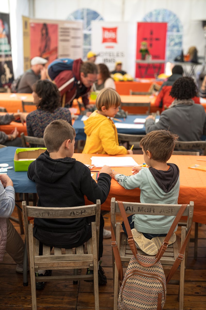 👦🧒El #TerrorKids a la Pista: diumenge 9/11 a les 10.30h👇

- Taller de manualitats: Origami de figures terrorífiques
- Taller de manualitats: Creem Koinoboris plens de colors!
- Espai de lectura: Lectures terrorífiques

Entrada gratuïta!

molinsfilmfestival.com/sessio/el-terr…