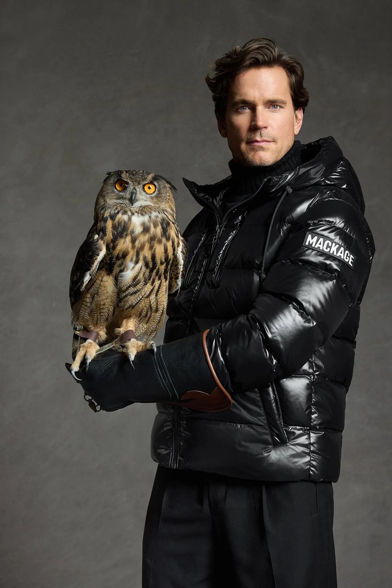 Silke_78's tweet image. 🐶🦉 Black suits him. #MattBomer looks drop dead gorgeous. 😍🔥 #Mackage