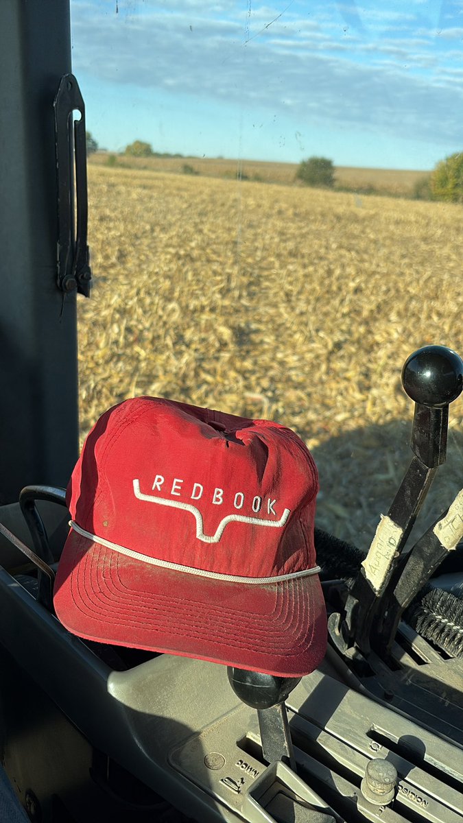 RedbookSoftware's tweet image. Harvest 2025 ✅
Hope you’re all having a great fall so far and get wrapped up soon. Looking forward to getting back out and seeing everybody!
